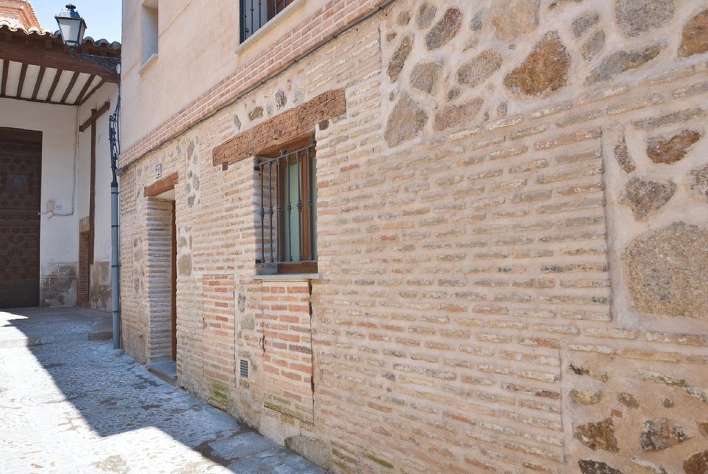 Apartamentos La Casa Del Grial Toledo Dış mekan fotoğraf