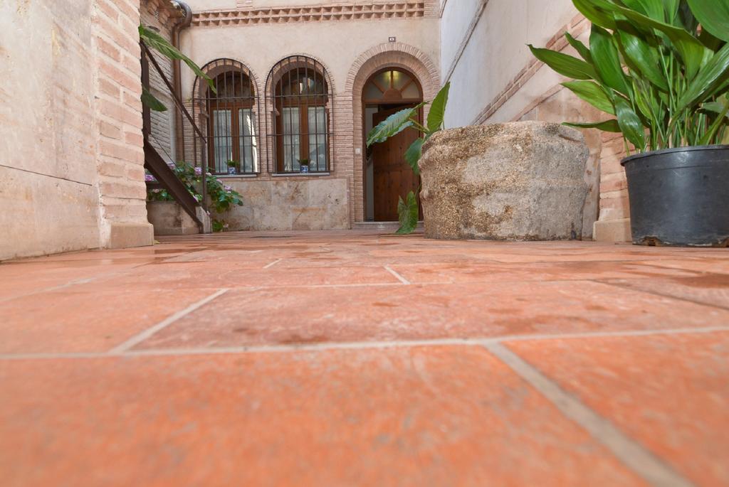 Apartamentos La Casa Del Grial Toledo Dış mekan fotoğraf