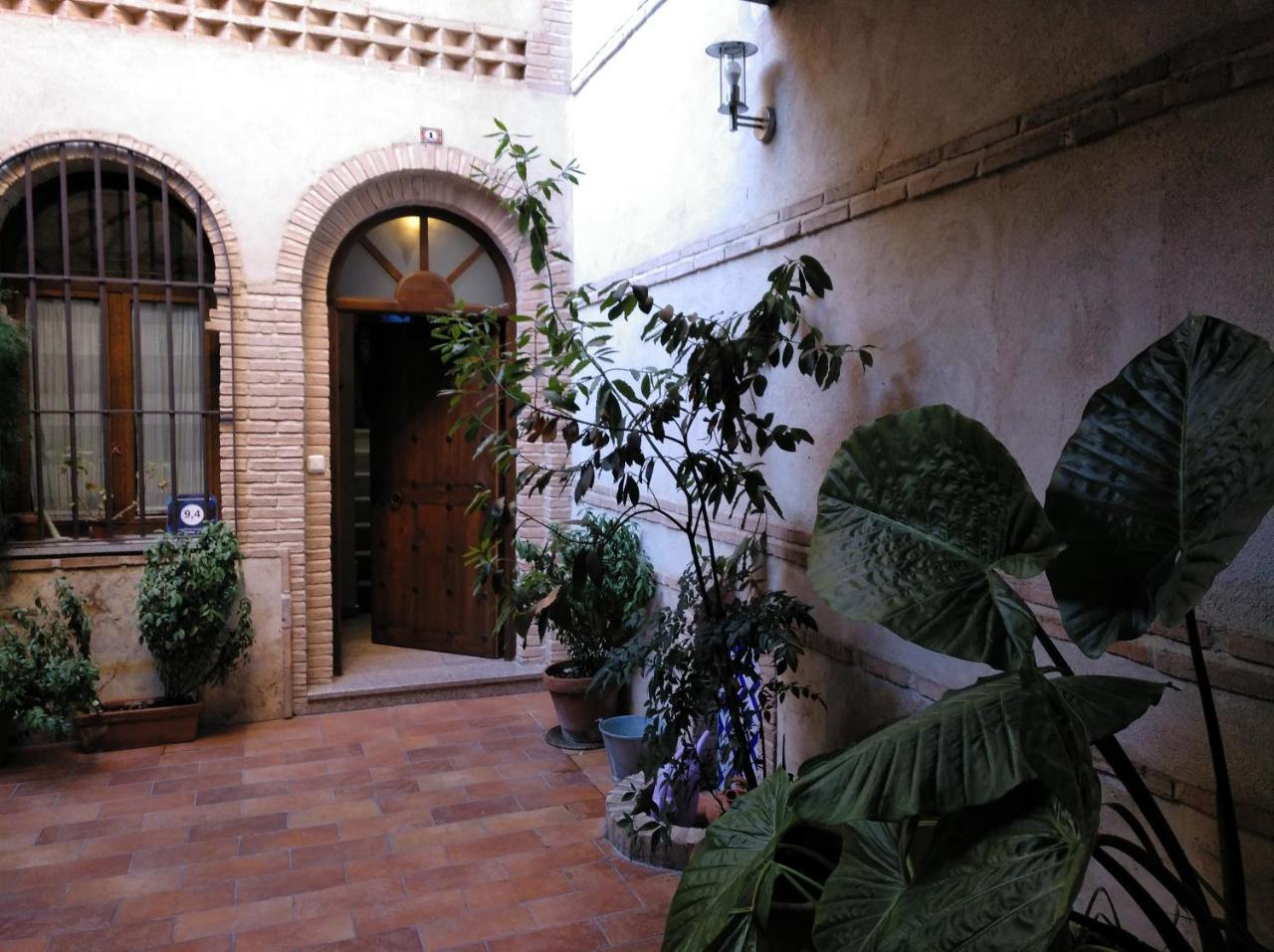 Apartamentos La Casa Del Grial Toledo Dış mekan fotoğraf